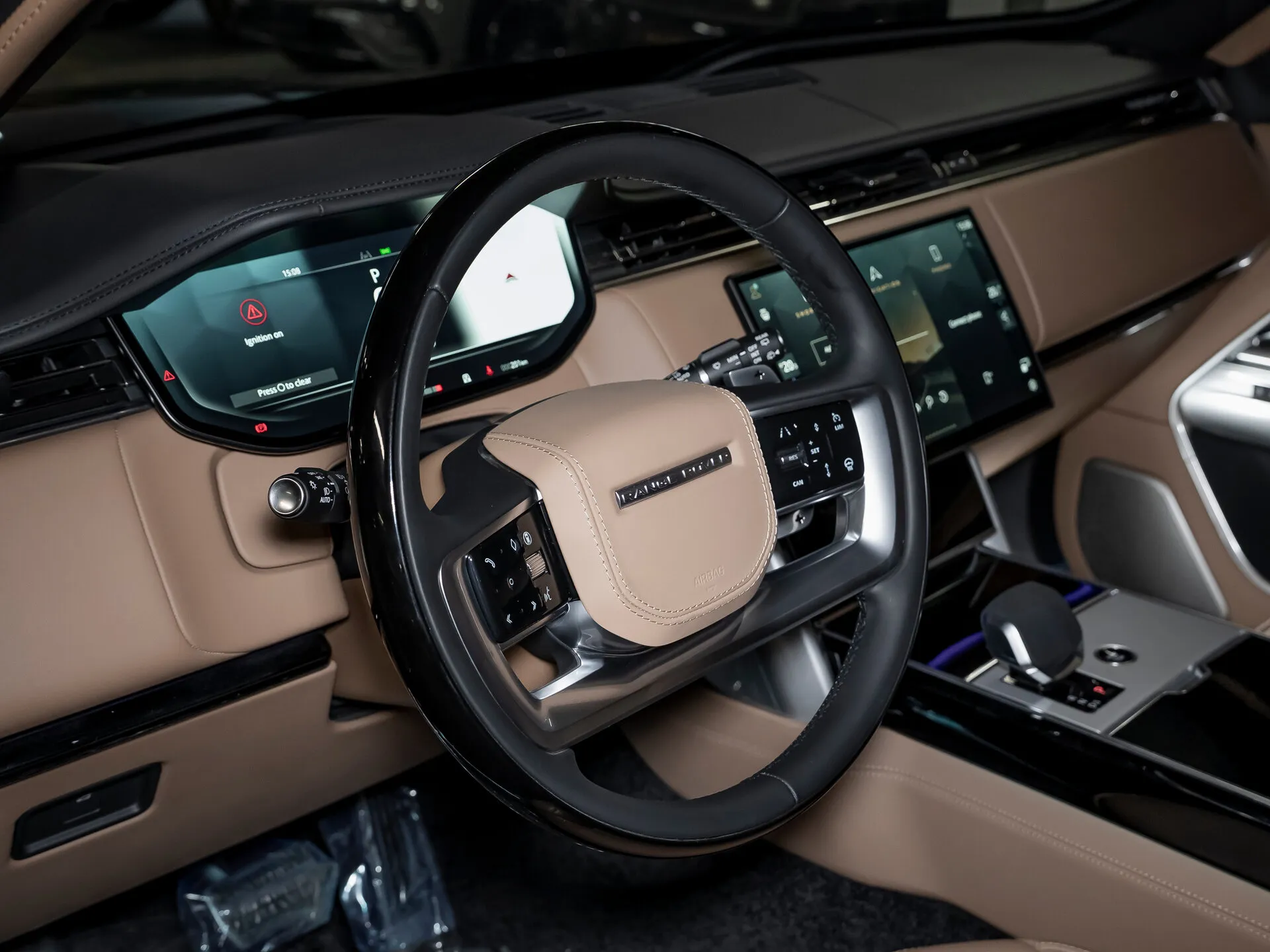 Land Rover Range Rover Long, V 2025 фото 2
