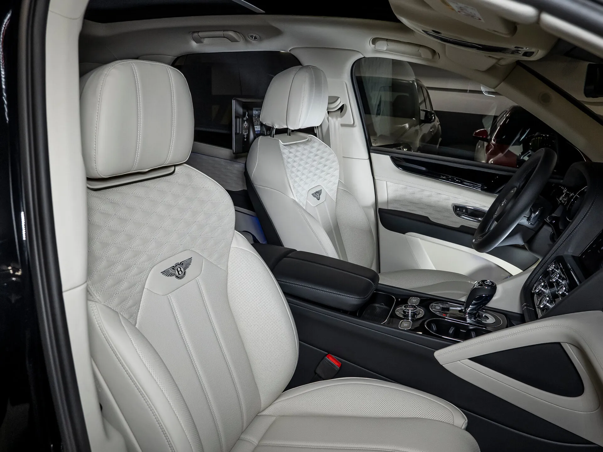 Bentley Bentayga, I Рестайлинг 2026 фото 5
