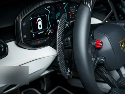 Lamborghini Revuelto, I 2025 — миниатюра 2