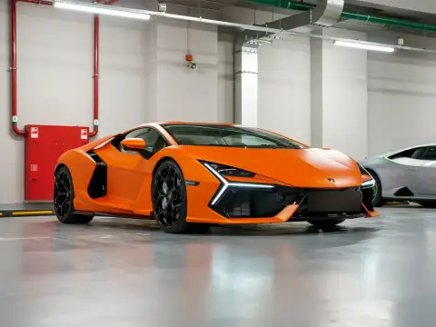 Lamborghini Revuelto, I 2025 — миниатюра 6