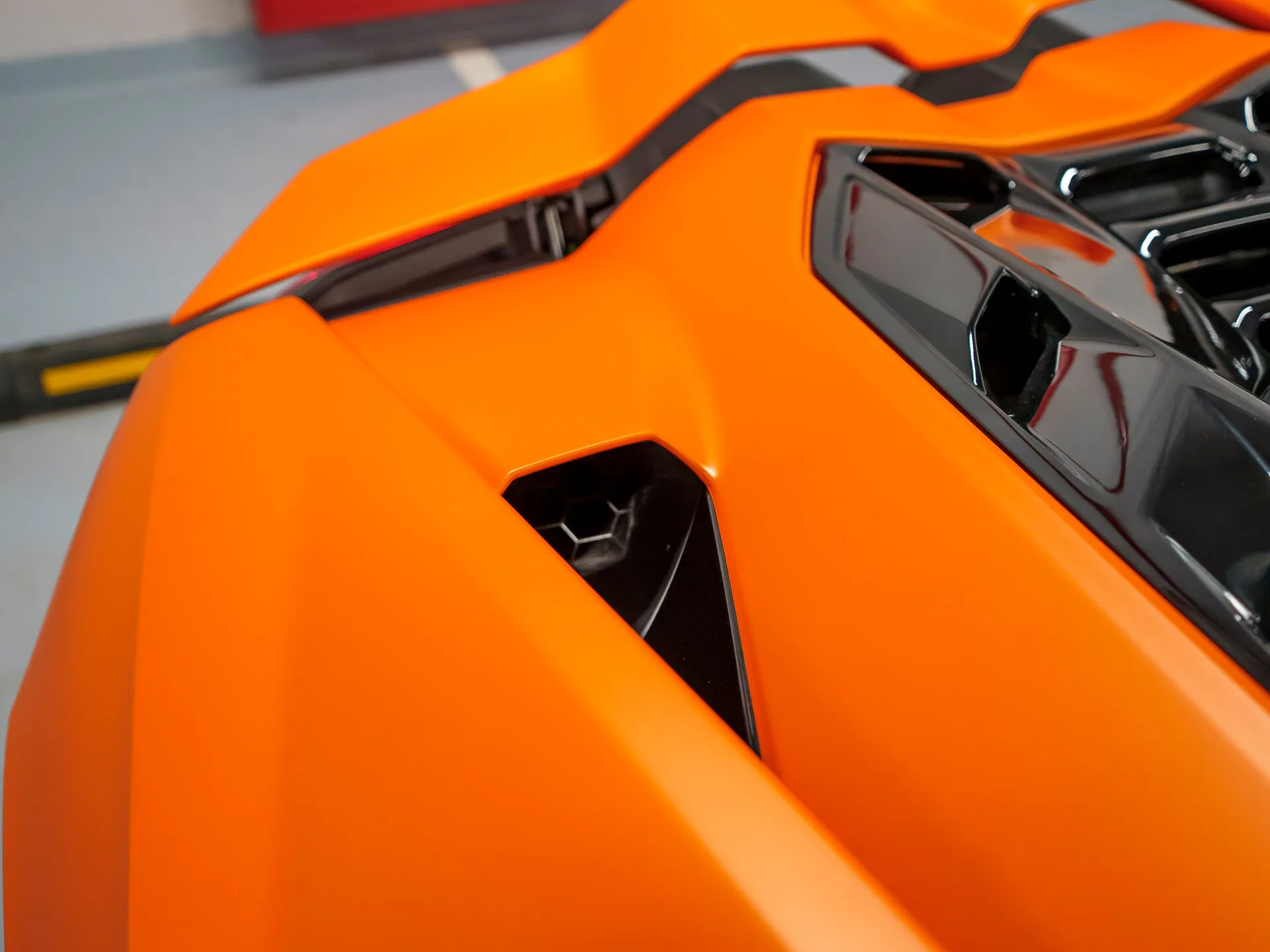 Lamborghini Revuelto, I 2025 фото 7