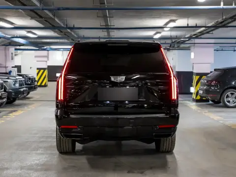 Cadillac Escalade, V Рестайлинг 2025 — миниатюра 1