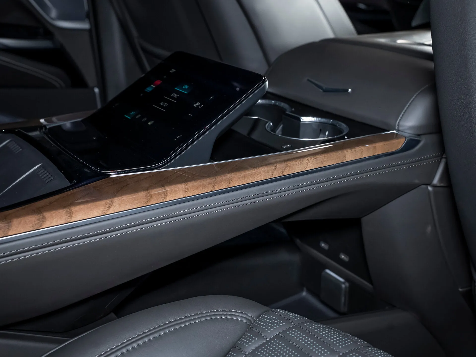 Cadillac Escalade, V Рестайлинг 2025 фото 9