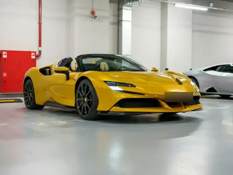 Ferrari SF90 Stradale Spider, I 2021 — миниатюра 3