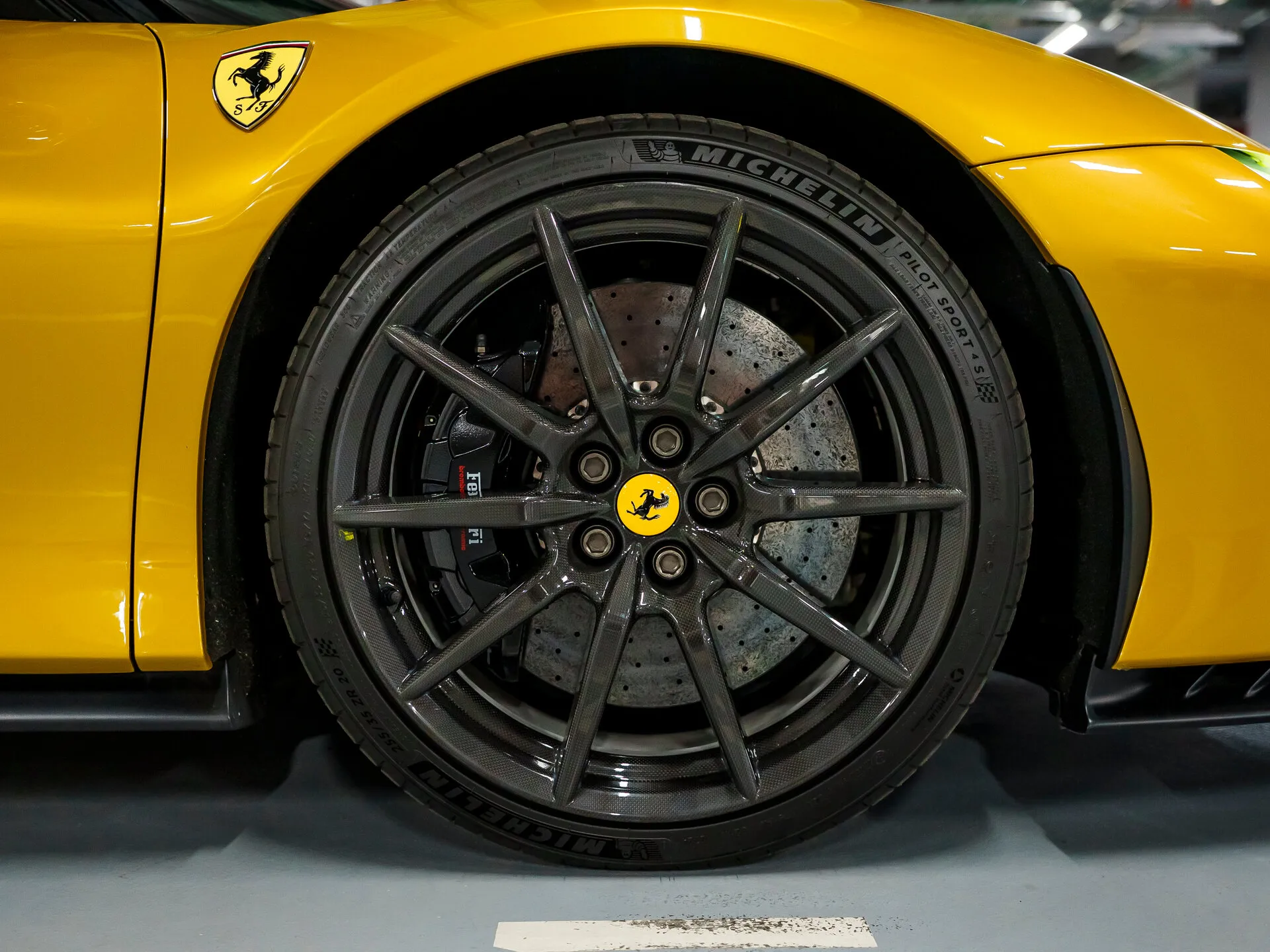 Ferrari SF90 Stradale Spider, I 2021 фото 10