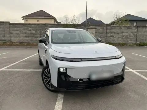 Leapmotor C10 2025