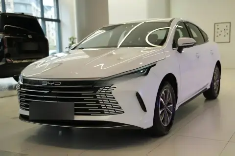 BYD Destroyer 05 2025 — миниатюра 5