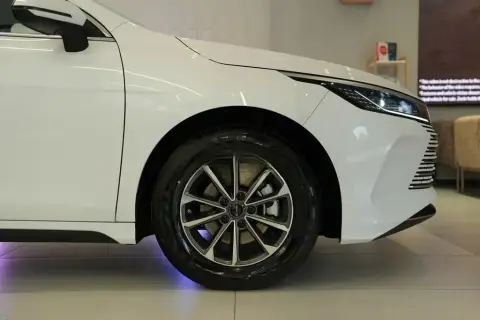 BYD Destroyer 05 2025 — миниатюра 6