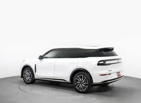 Changan Qiyuan Q07 2025 — миниатюра 7