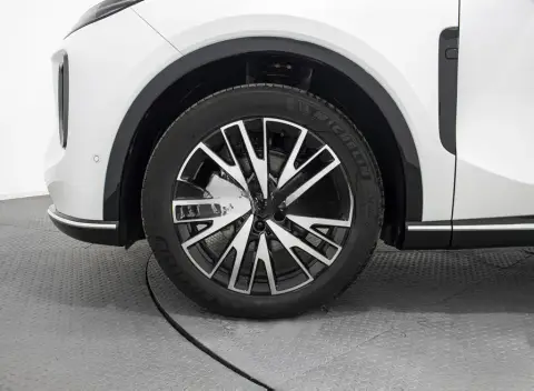 Changan Qiyuan Q07 2025 — миниатюра 9