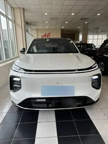 Changan Qiyuan Q07 2025 — миниатюра 2