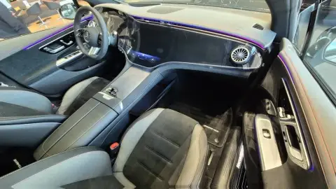 Mercedes-Benz EQE 350 2025 — миниатюра 8