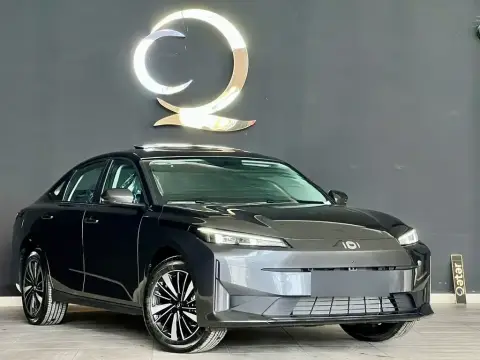 Changan Qiyuan A05 2025 — миниатюра 1