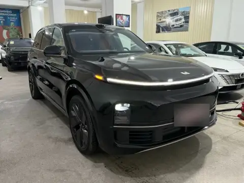 Li Auto L9 2025 — миниатюра 2