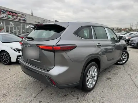 Toyota Highlander 2025 — миниатюра 8