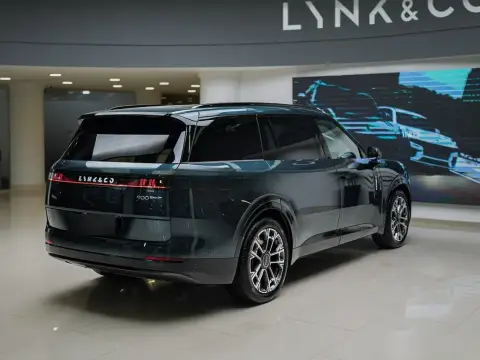 Lynk & Co 900 2026 — миниатюра 6