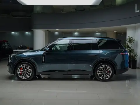 Lynk & Co 900 2026 — миниатюра 7