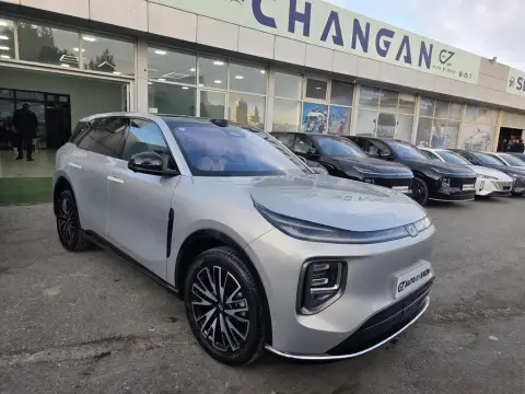 Changan Qiyuan Q07 2025 — миниатюра 2