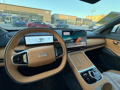 Geely Galaxy Starship 7 2025 — миниатюра 7