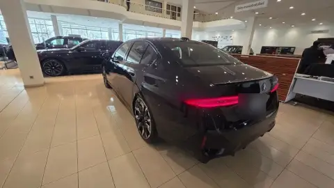 BMW 530e 2025 — миниатюра 8