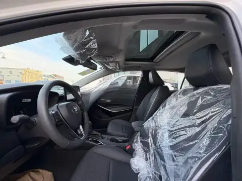 Toyota Corolla 2025 — миниатюра 4