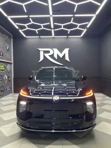 Changan Qiyuan Q07 2025 — миниатюра 2