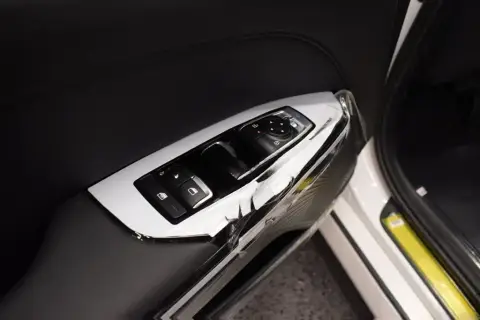 Kia K5 2025 — миниатюра 6