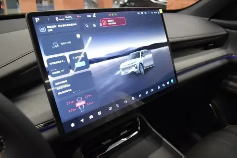 Changan Qiyuan Q07 2025 — миниатюра 9