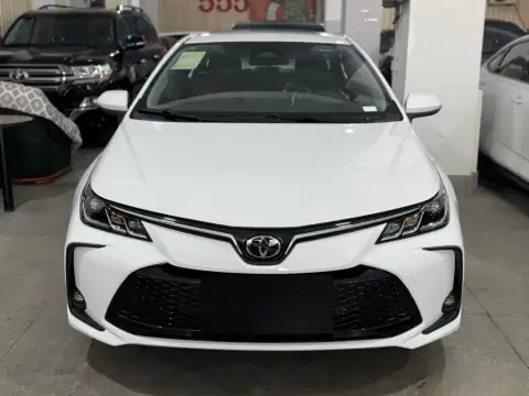 Toyota Corolla 2025 — миниатюра 1
