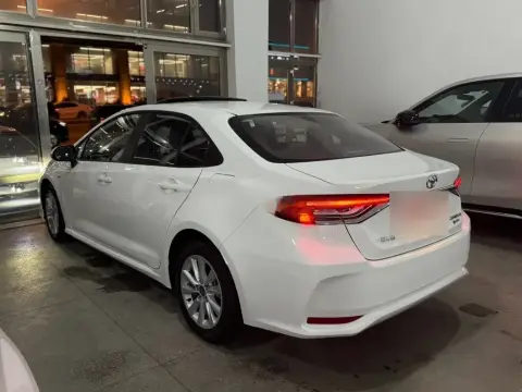 Toyota Corolla 2025 — миниатюра 4