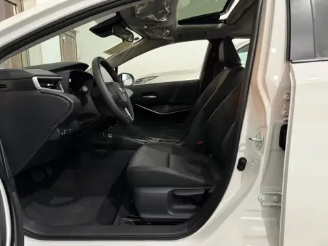 Toyota Corolla 2025 — миниатюра 7