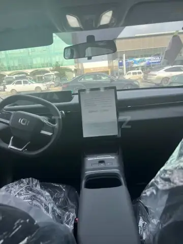 Changan Qiyuan A05 2025 — миниатюра 8