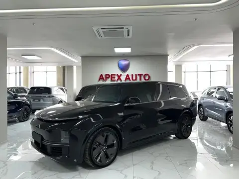 Li Auto L9 2025