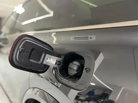 Li Auto L9 2025 — миниатюра 3