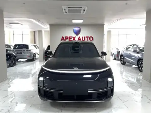 Li Auto L9 2025 — миниатюра 4