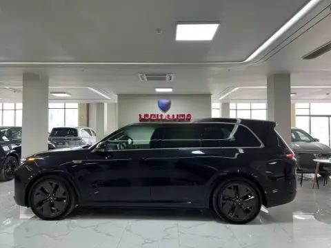 Li Auto L9 2025 — миниатюра 6