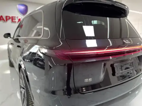 Li Auto L9 2025 — миниатюра 8