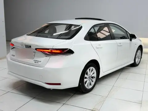 Toyota Corolla 2025 — миниатюра 8