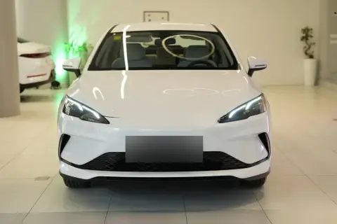 BYD Seal 05 2025 — миниатюра 2