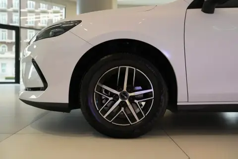 BYD Seal 05 2025 — миниатюра 3