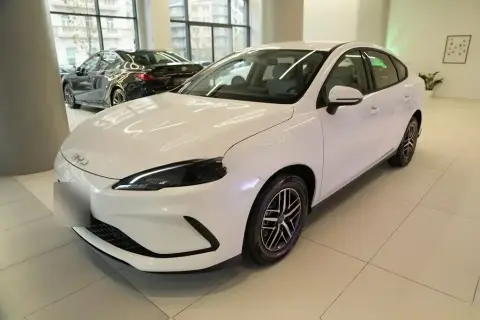 BYD Seal 05 2025 — миниатюра 4