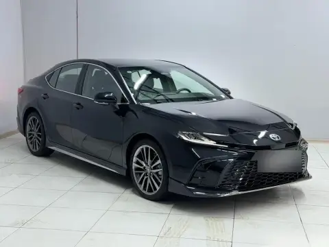 Toyota Camry 2025 — миниатюра 8