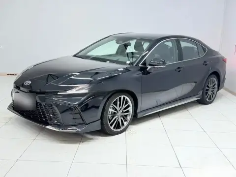 Toyota Camry 2025 — миниатюра 9