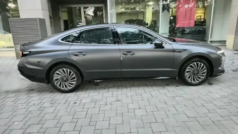 Hyundai Sonata 2025 — миниатюра 4
