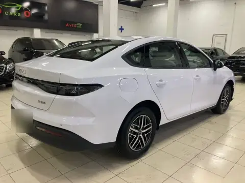 BYD Seal 05 2025 — миниатюра 10
