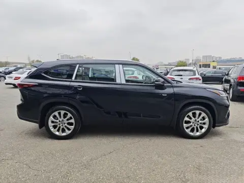 Toyota Highlander 2025 — миниатюра 8