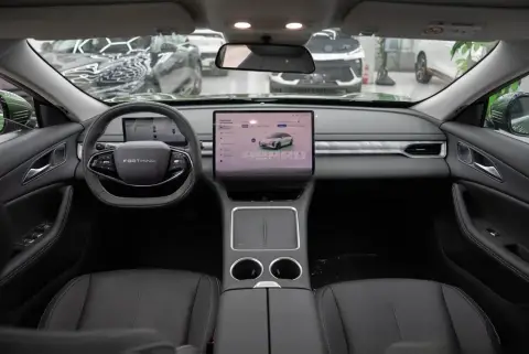 Forthing S7 EV 2025 — миниатюра 3