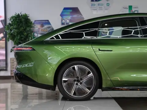 Forthing S7 EV 2025 — миниатюра 5