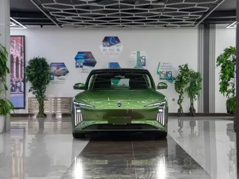 Forthing S7 EV 2025 — миниатюра 7