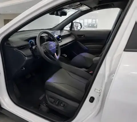 Toyota Corolla Cross 2025 — миниатюра 7
